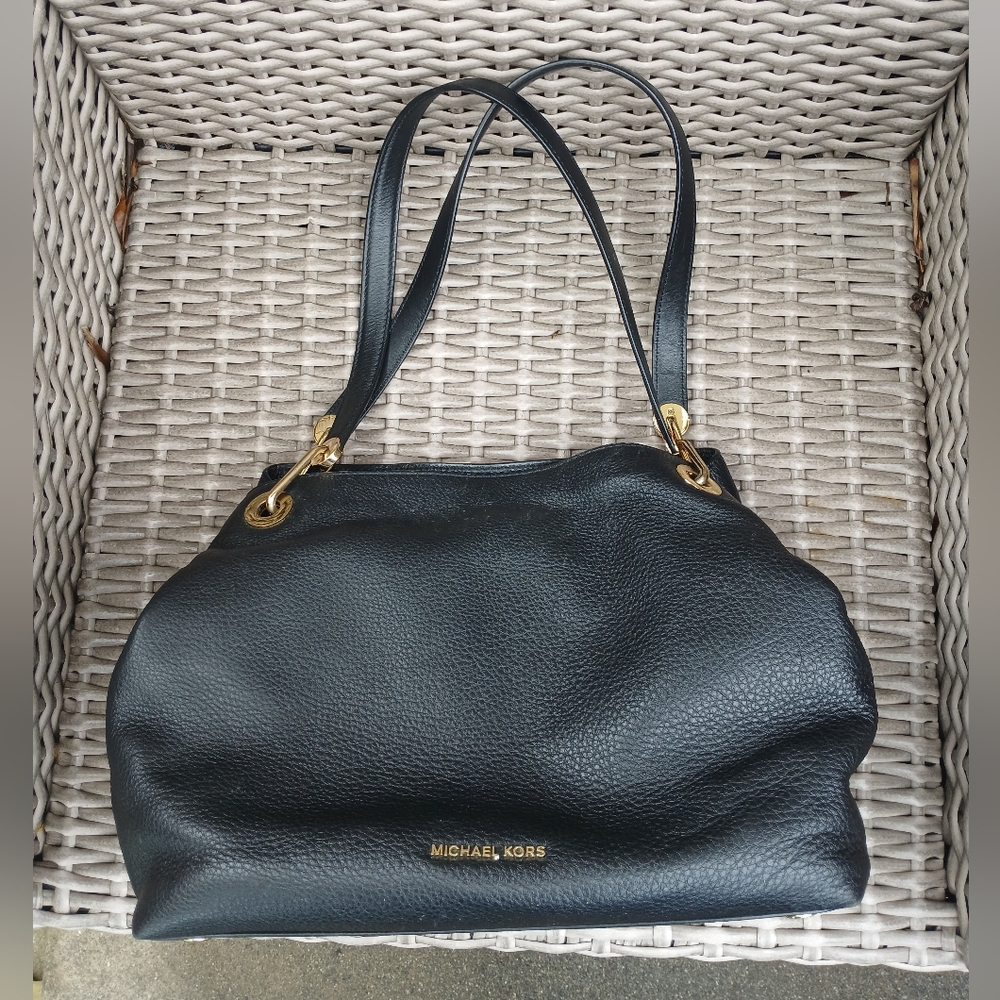 Michael Kors Black Pebbled Leather Shoulder Bag - Picture 1 of 16